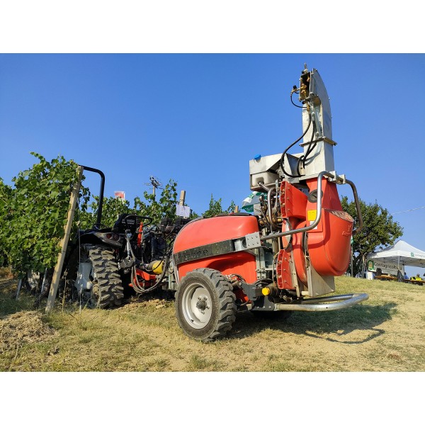 Pulverizador Rebocável TAV TRAINATO