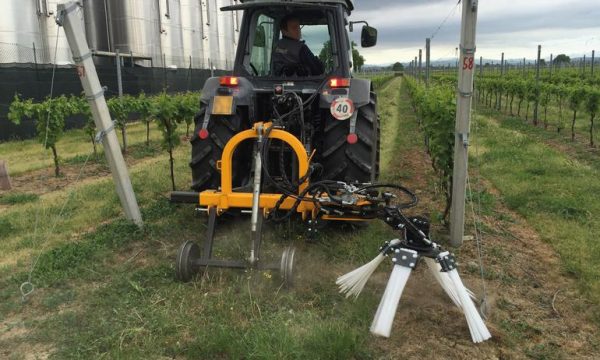 Pruning rake kit for vineyard